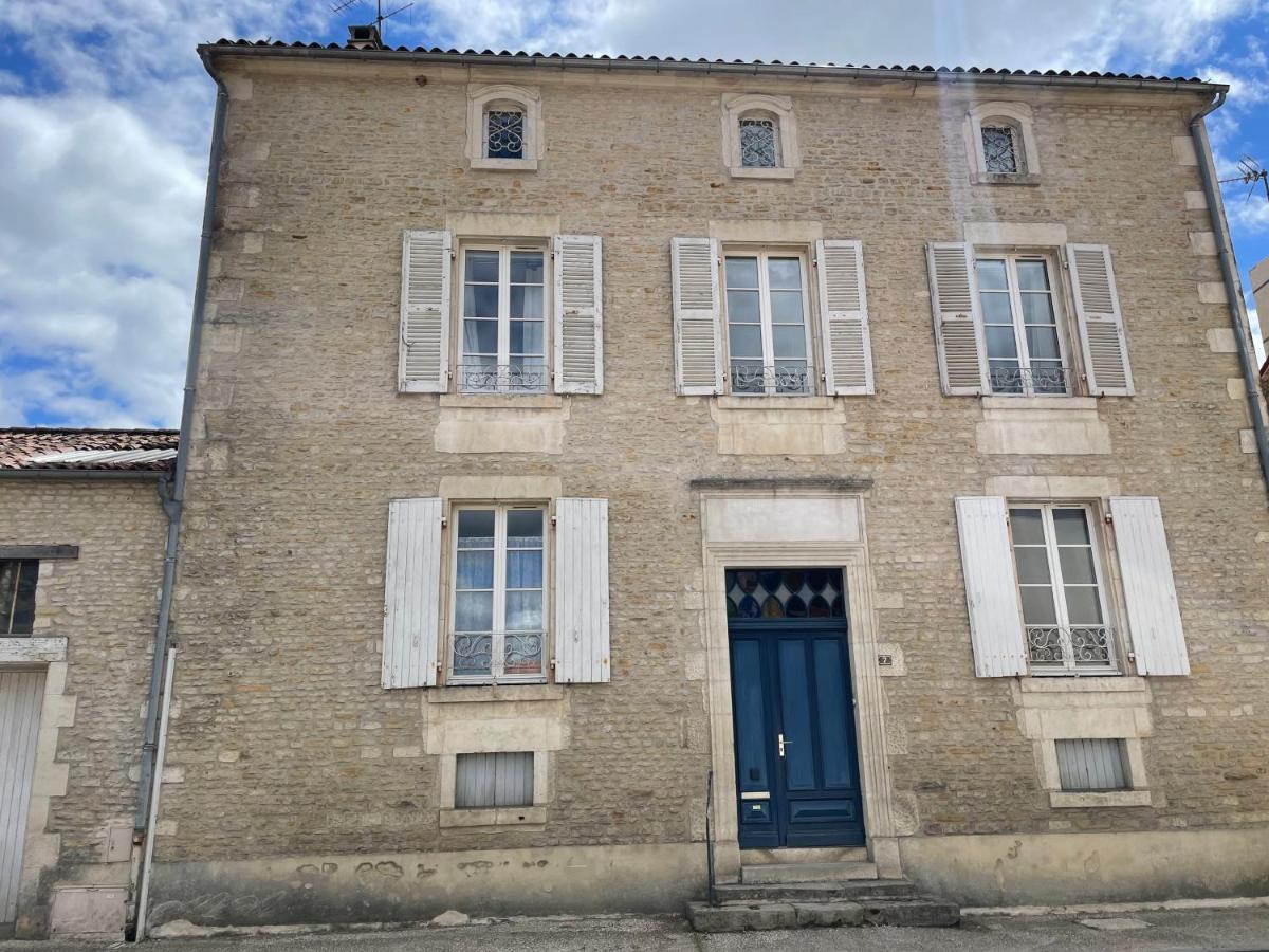 Maison De Vacances Familiale Au Coeur Du Marais Poitevin Villa Maillezais Exterior photo